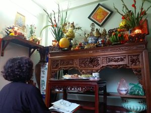 Cách bày trí bàn thờ miền Bắc